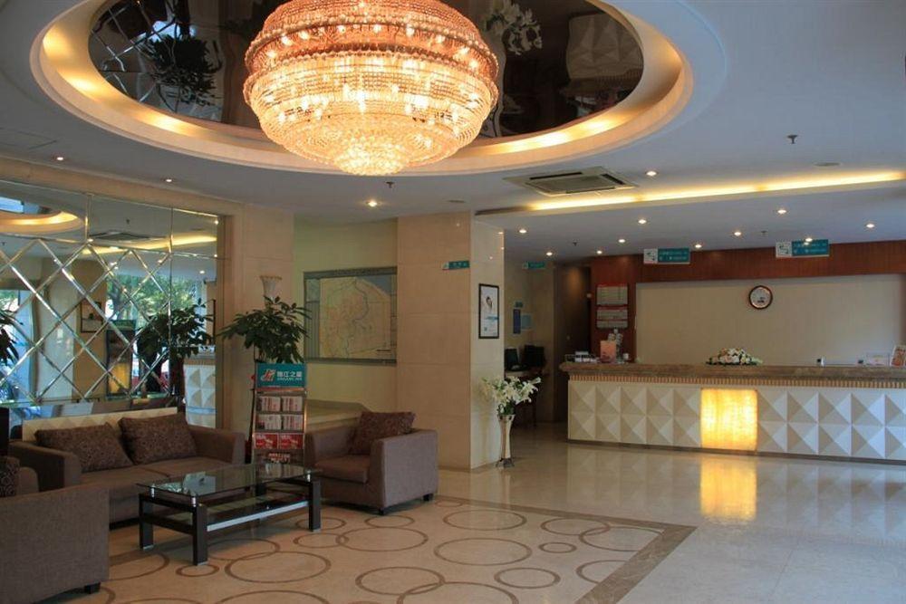 Jingjiang Inn Shanghai Baoyang Pier ภายนอก รูปภาพ